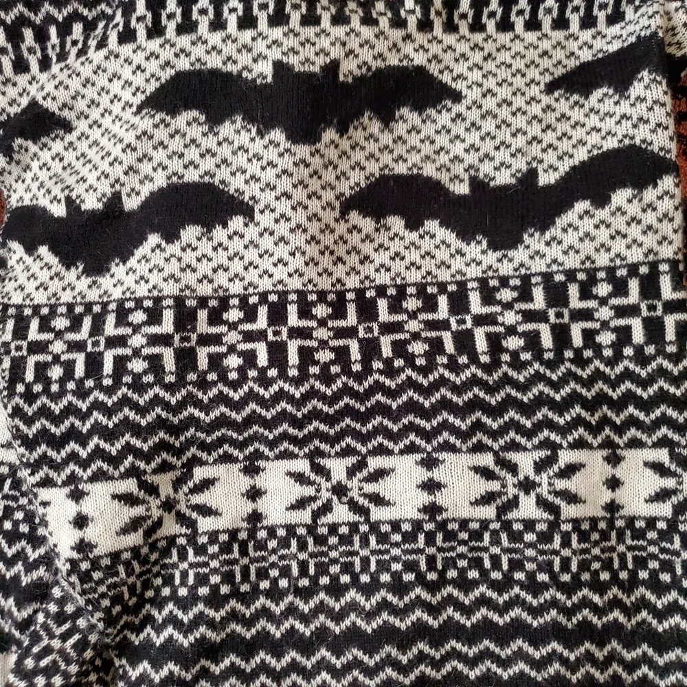 Iron Fist Bat Royalty Ash Costello Black and White Bat Sweater Size S WITH FLAWS - Picture 3 of 5